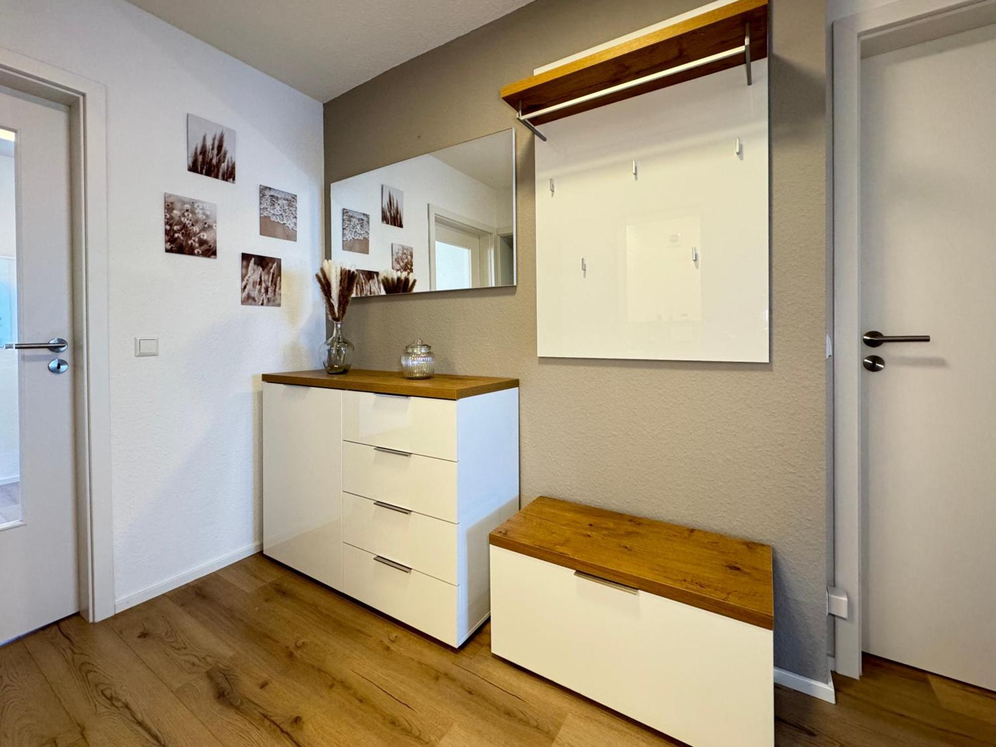 3 Zimmer Apartment, 90 Qm, Ruhig Und Zentrumsnah, Max 6 Pers, 15 Qm Balkon , Private Garage, Internet 1000 Mbit Sindelfingen Ngoại thất bức ảnh